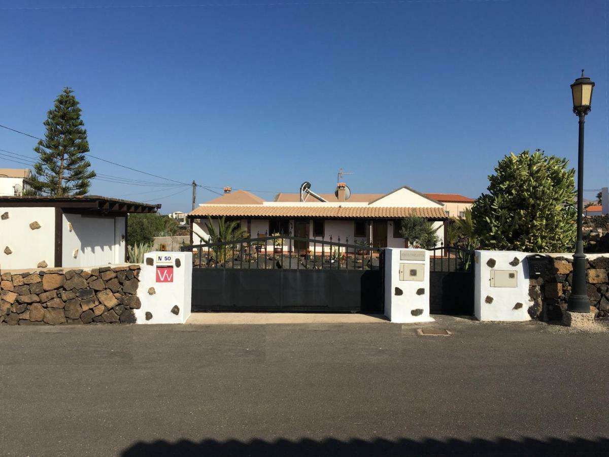 Casa Carlotta Lajares Apartment ภายนอก รูปภาพ
